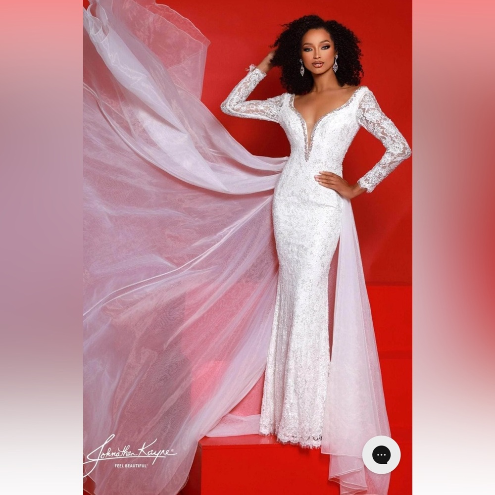 Johnathan Kayne 2732 wedding prom pageant dress Lace Gown Overskirt size 12